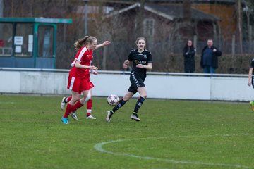 Bild 365 - B-Juniorinnen SV Henstedt Ulzburg - Holstein Kiel : Ergebnis: 0:1